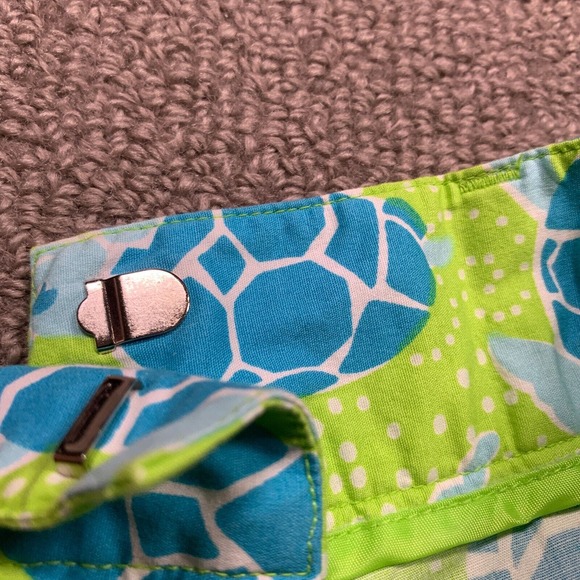 Vintage Lilly Pulitzer Pants 4 Green Turtle Print White Label Stretch Capri - Picture 11 of 12